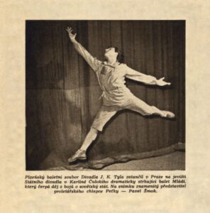 Fotografie z baletu v dobovém článku (výstřižek nedatován)